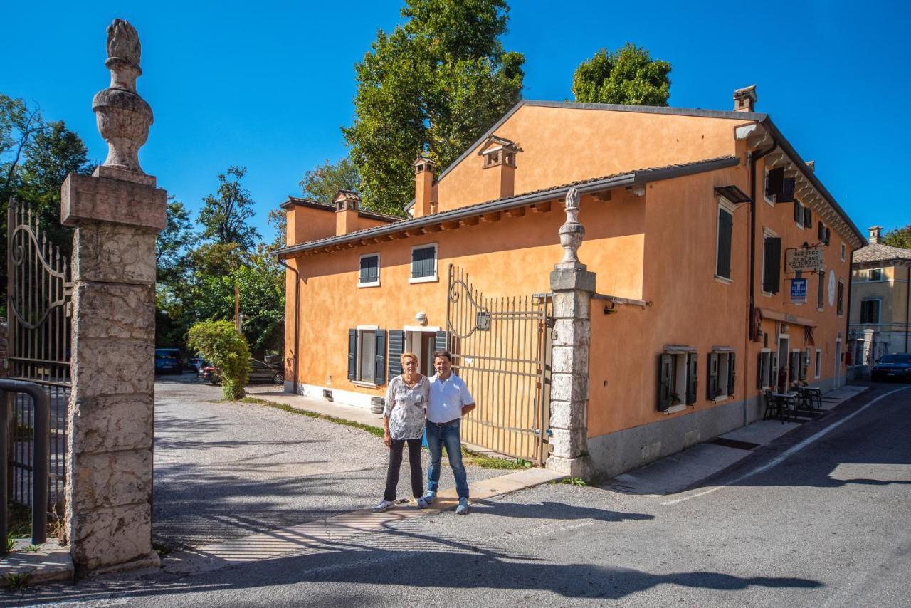 Albergo Al Platano Caprino Veronese Luaran gambar